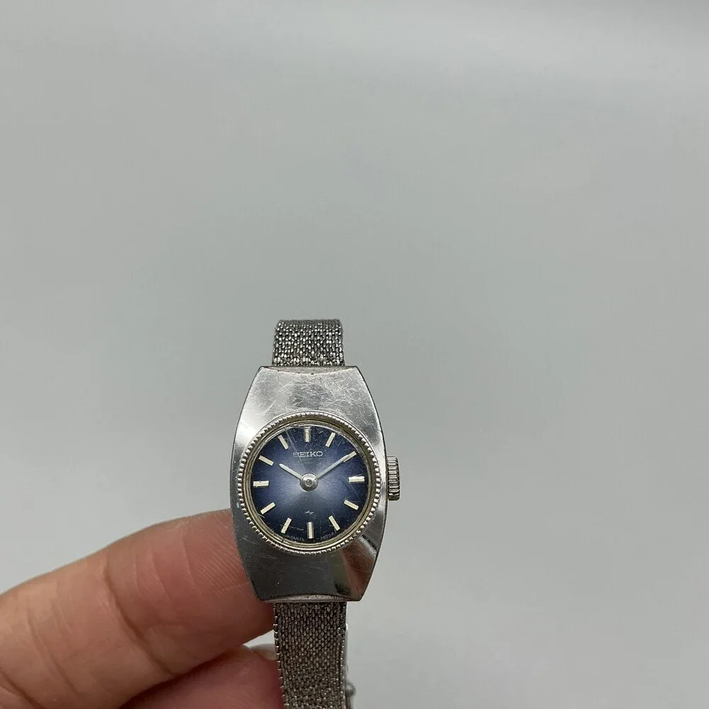 Vintage Seiko Womens Watch 16mm Blue Dial 11-1049 Mesh Band Manual Wind 6.25